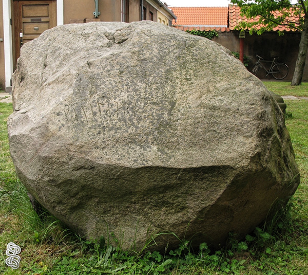 DR 381