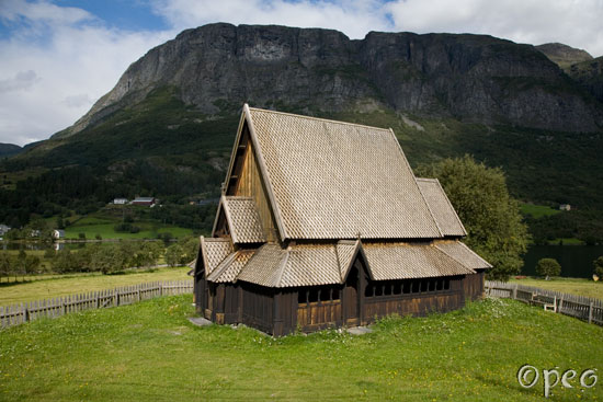 Øye stave church